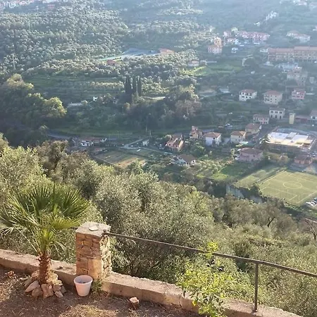 Host4u - Cuccarello With Stunning View On The Valley *